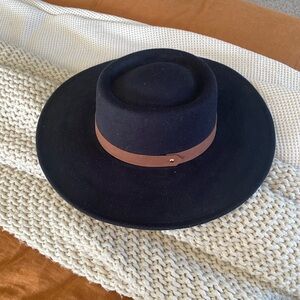 NWT Vici Black Wide Brim Felt Hat
